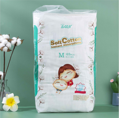 22 à 32 livres doucement de couche-culotte jetable extérieure sèche non tissée de bébé avec écologique