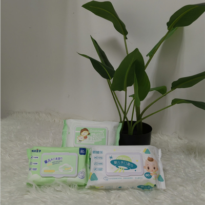 Chiffons humides jetables de coton mou doux d'Unscented pour non l'alcoolique nouveau-né sensible