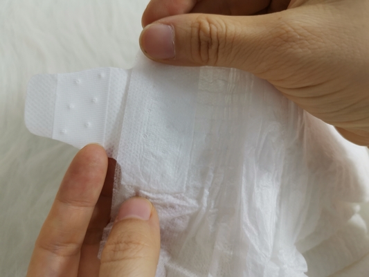 Couche-culotte super respirante douce jetable de haute qualité expérimentée