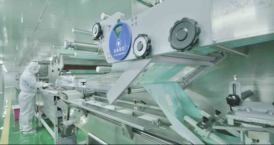 Chiffons humides de 99% de l'eau de bébé en bambou biodégradable organique de fibre pour la peau sensible
