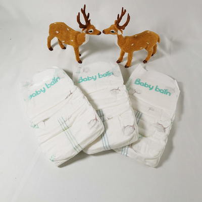Les couches ultra minces pour bébés couches jetables OEM remontent les pantalons de couches