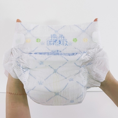 Vente en gros nouveau-née jetable molle et sèche mignonne de couche de bébé de couches-culottes