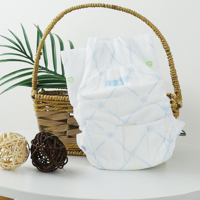 Absorptivité de emballage d'Unisoft de couches de couches-culottes de bébé petite excellente jetable