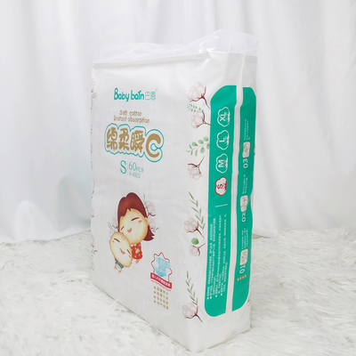 Disponible adapté aux besoins du client formant la couche-culotte jetable de bébé de culotte