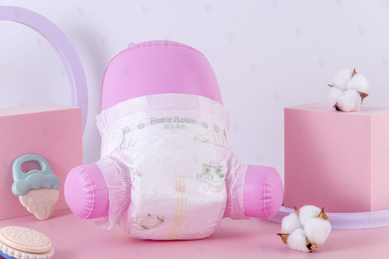 Produits en gros de bébé de qualité ultra absorbants pour les couches-culottes sèches de bébé de jour ou de nuit