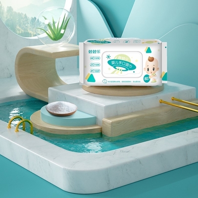 Chiffons humides de bébé de l'eau organique molle naturelle