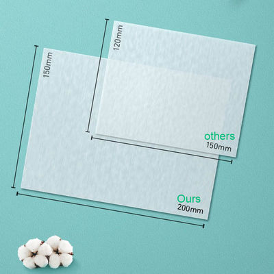 Les chiffons humides de nouveau bébé organique naturel de conception adoucissent des chiffons de l'eau de coton pour le bébé