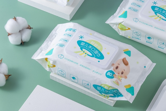 Épaississez les chiffons naturels de l'eau de bébé de Flushable sans alcool dur en plastique pour le nettoyage