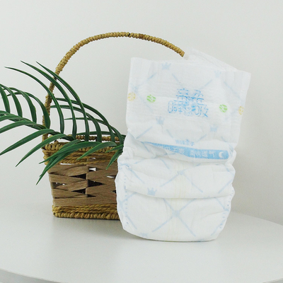 Couche-culotte jetable amicale de bébé de peau