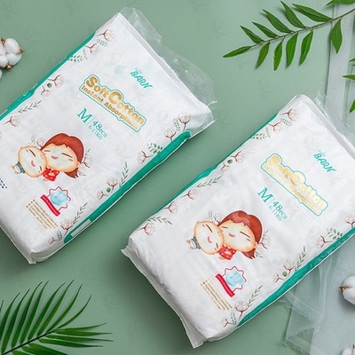 Absorption rapide jetable de impression mignonne de feuille de couches-culottes arrières respirables de bébé
