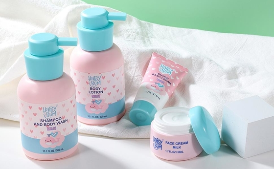 L'ingrédient doux et de Nurishing hydratant le cadeau de Bath de bébé place la fraise