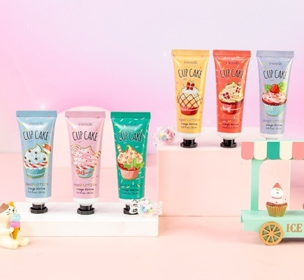 Formule libre de cruauté nourrissant profondément la lotion de corps de soins de la peau pour la main criquée sèche