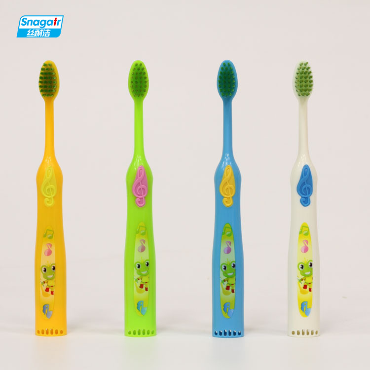 Enfants 3-6 ans d'hygiène buccale de brosse à dents de couleur en caoutchouc douce de poignée