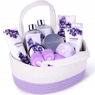 Famille de nettoyage d'ensemble de cadeau de gel de douche de soins de la peau